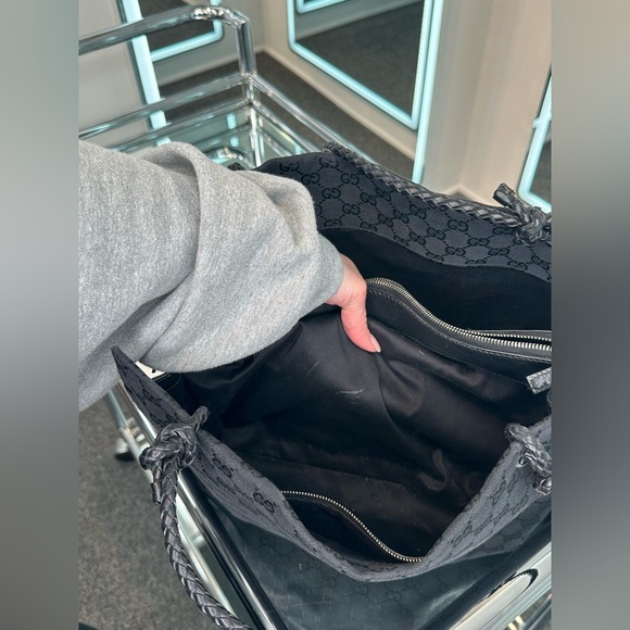 Gucci Tote - Picture 9 of 13